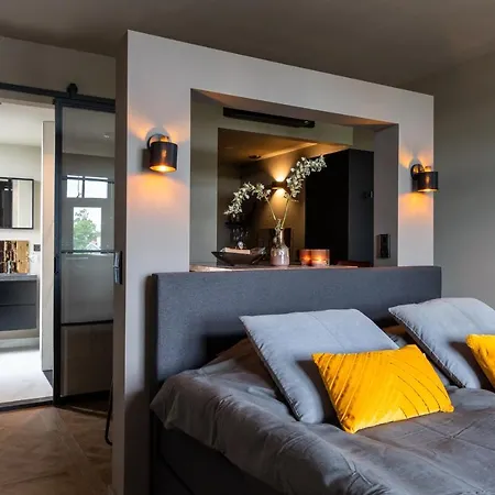 Shortstay * Gouda